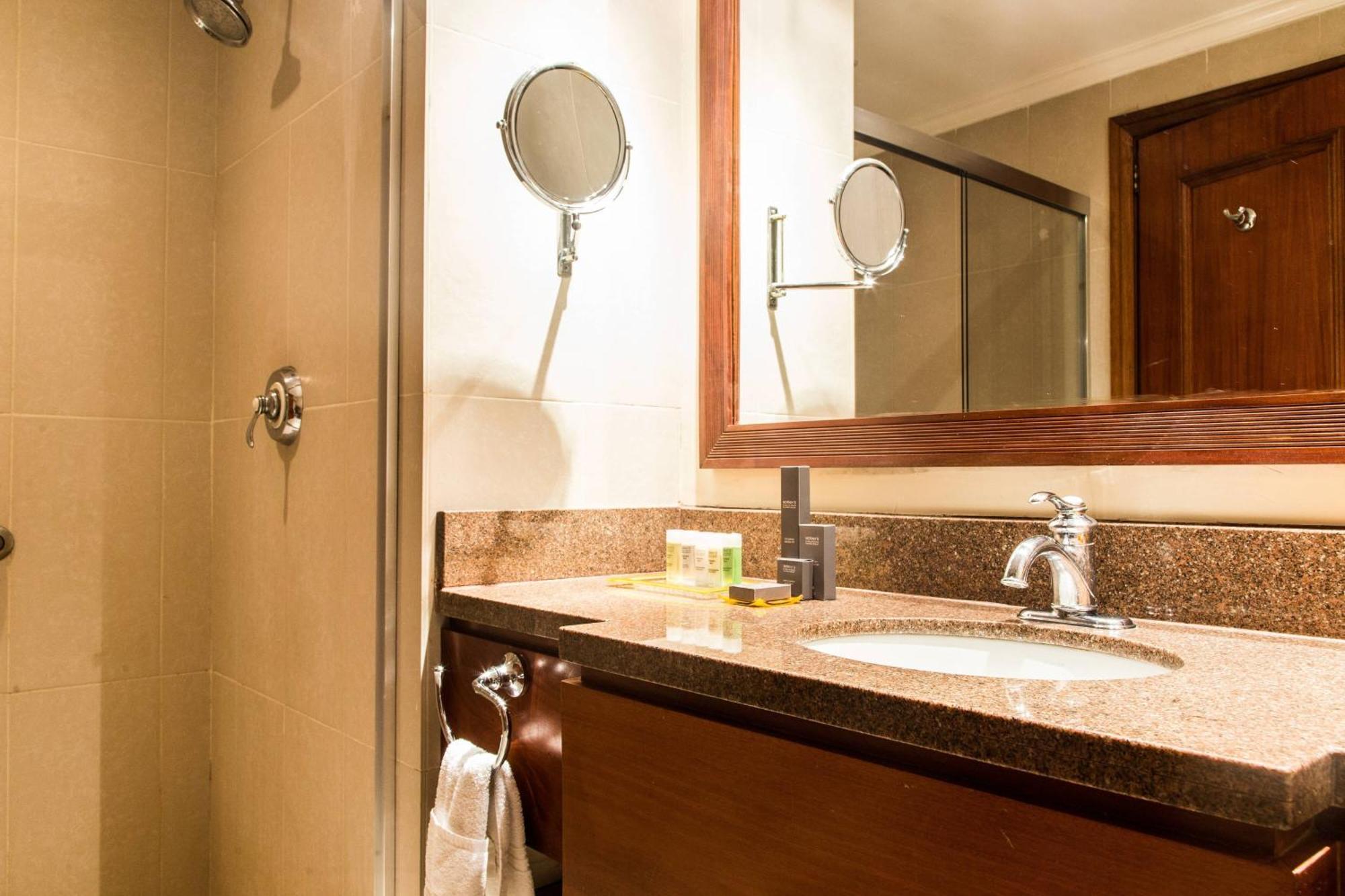 Marriott Venezuela Hotel Playa Grande Екстериор снимка